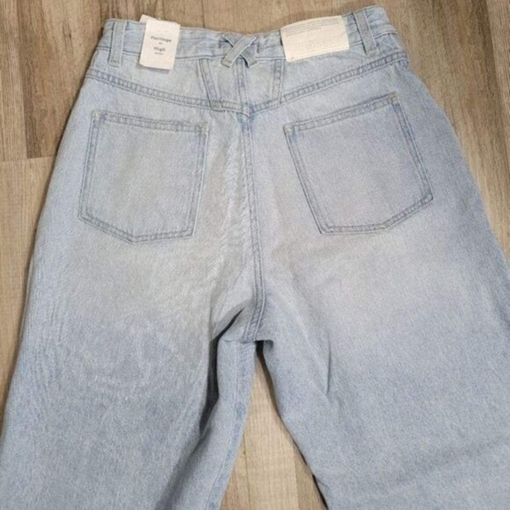 High waist Barrel jeans Closed Heritage Fit W/ 27 Light Blue Distressed NWT - Picture 11 of 13